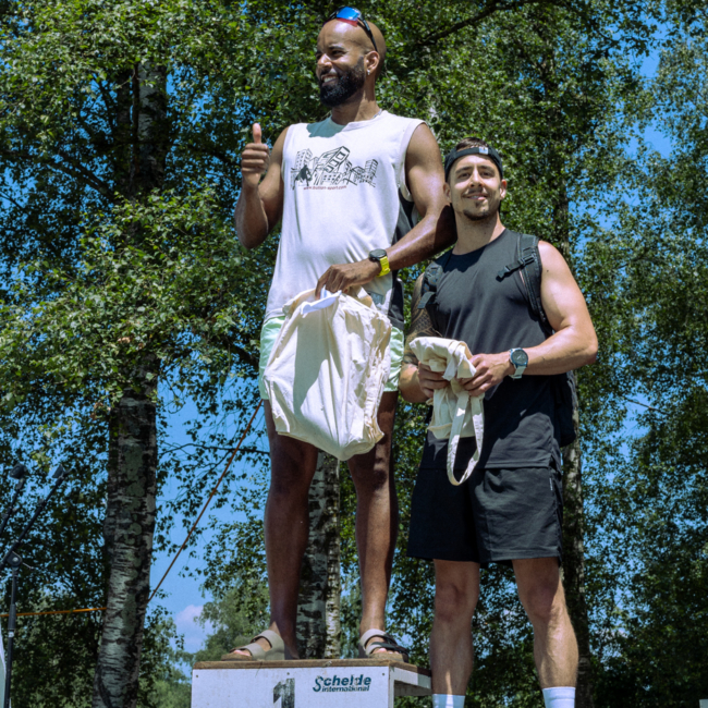 250622.Together_run_podium